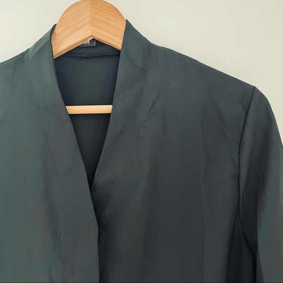 Eileen Fisher Black Split Neck Hidden Button Top Medium - Picture 4 of 6